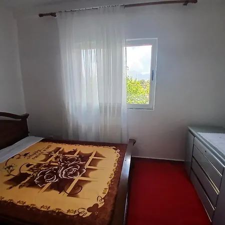Apartament In * Τίρανα