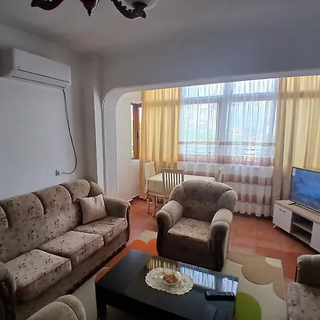 Apartament In Διαμέρισμα *